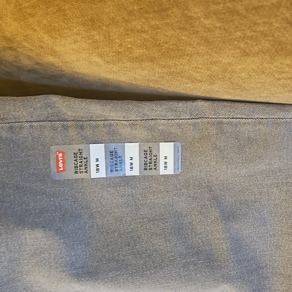 Gray jeans - Picture 2 of 6